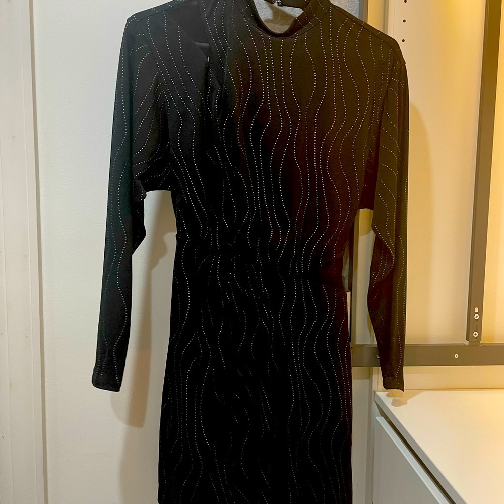 Short long sleeve , open back party dress